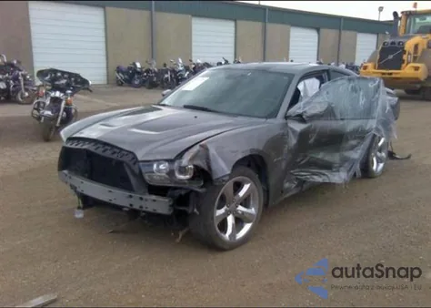 2011 Dodge Charger R/T из США, поврежденный, VIN 2B3CL5CT1BH609346